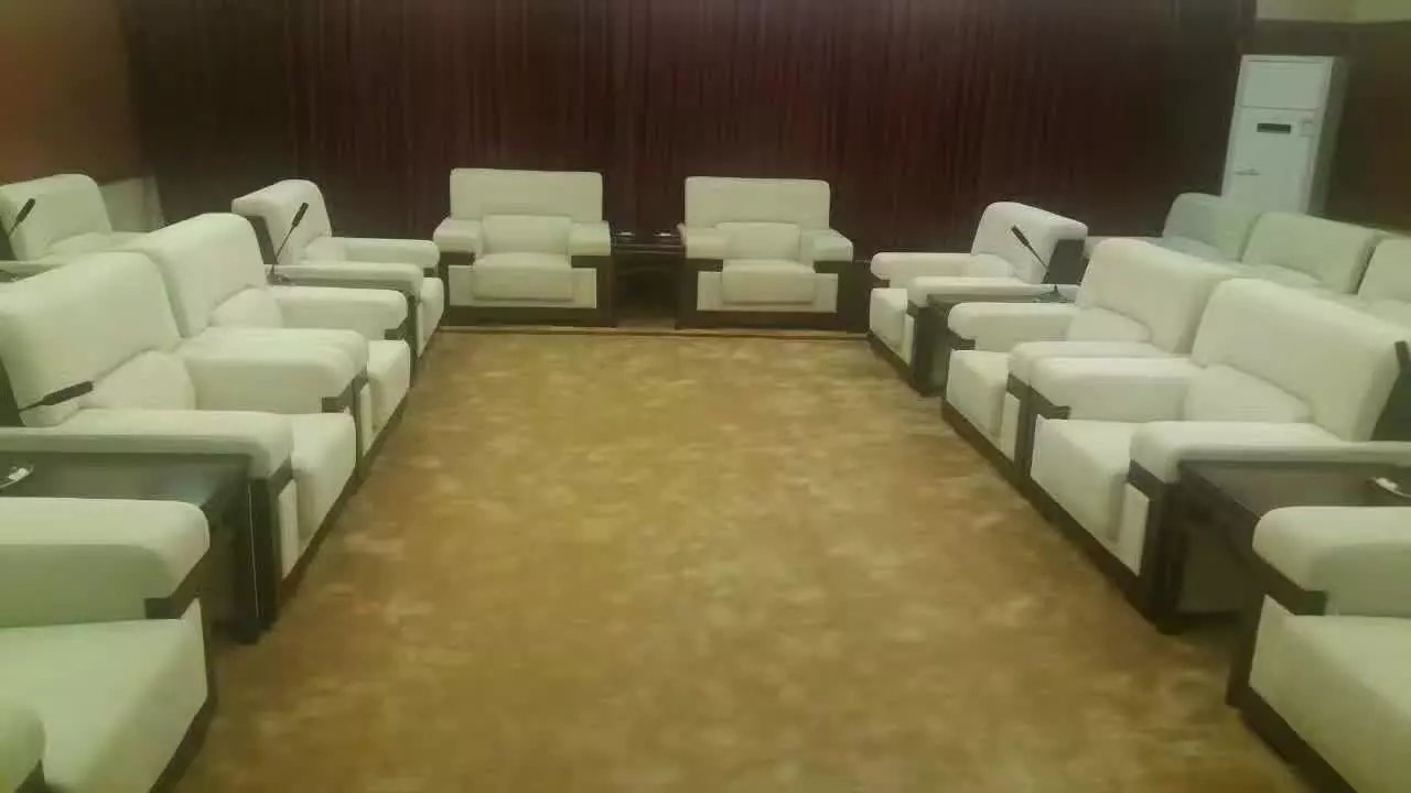 汕頭廣澳開發區市政府大樓會議室
