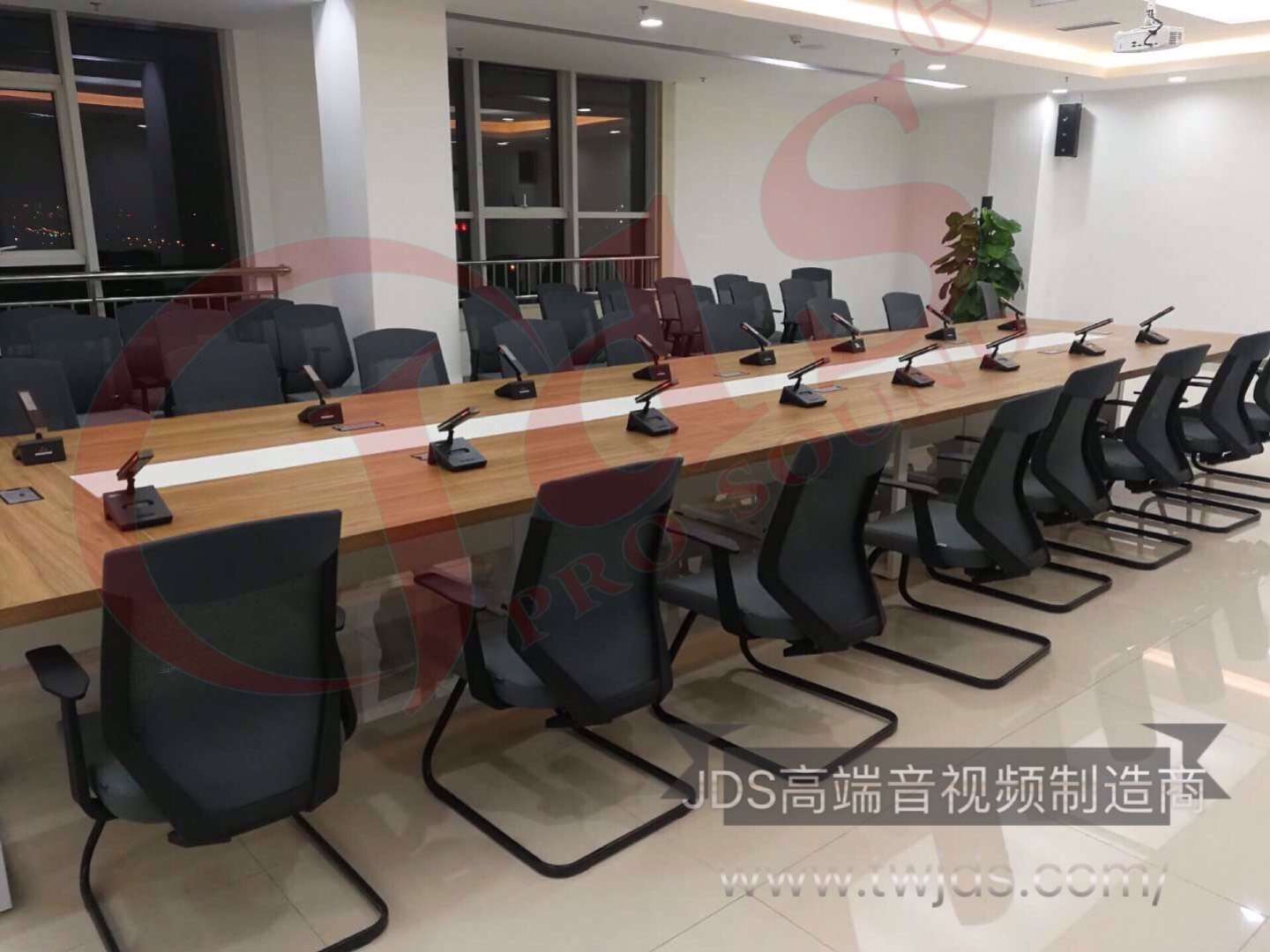 山東濟寧市科技局會議中心
